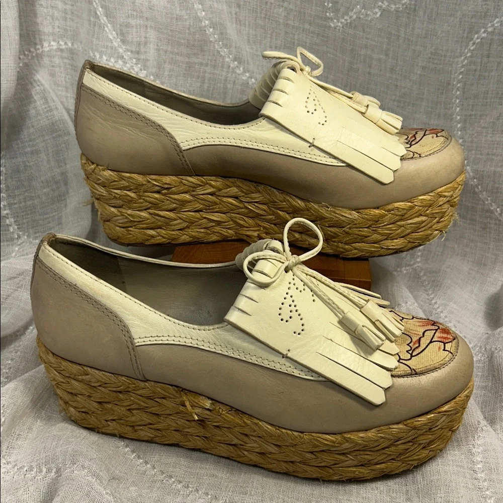 Tory Burch platforms leather loafers with tassles